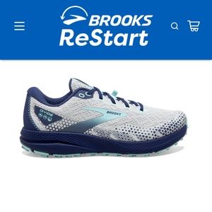 Brooks Sneaker